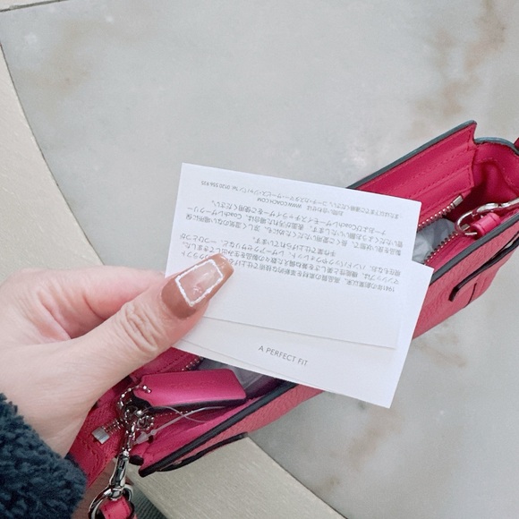 Coach Swagger Wristlet/crossbody bag 2in 1 /NWT - Picture 12 of 15